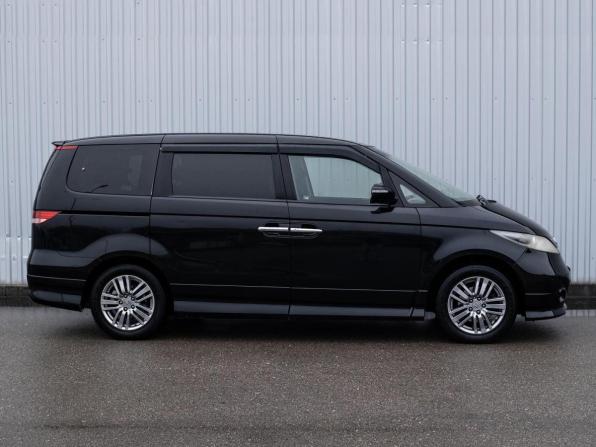 Honda Elysion I Рестайлинг с пробегом 2006 года, цена 1 315 000 рублей, 315789 км, минивэн, Автокод Объявления