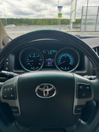Toyota Land Cruiser 200 Series с пробегом 2008 года, цена 2 390 000 рублей, 329116 км, внедорожник, Автокод Объявления
