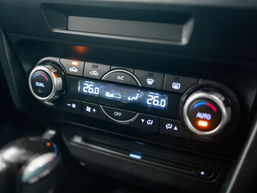 Mazda Axela III Рестайлинг Красноярск  - изображение 14