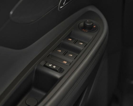 Opel Mokka I с пробегом 2014 года, цена 1 099 000 рублей, 135600 км, внедорожник, Автокод Объявления