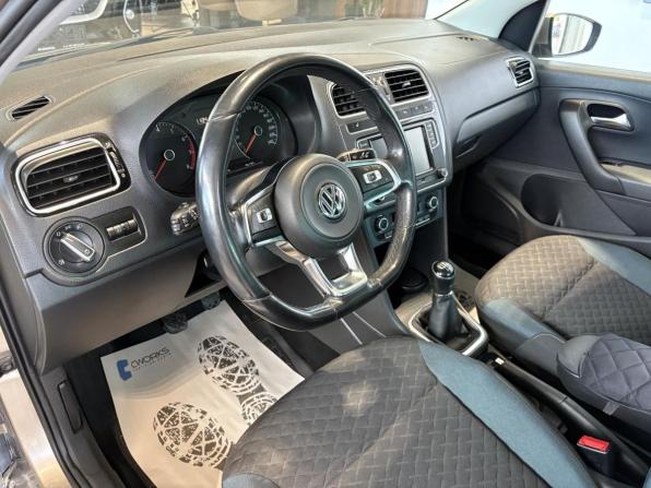Volkswagen Polo V Рестайлинг с пробегом 2019 года, цена 1 199 000 рублей, 96452 км, седан, Автокод Объявления
