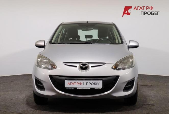 Mazda 2 II (DE) с пробегом 2010 года, цена 500 000 рублей, 136895 км, хэтчбек, Автокод Объявления