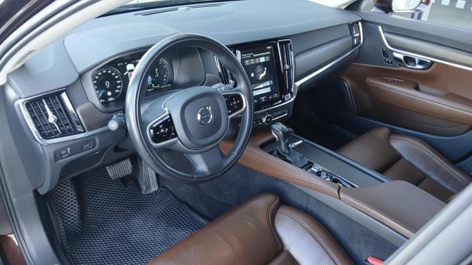 Volvo V90 Cross Country I с пробегом 2017 года, цена 3 334 000 рублей, 92740 км, универсал, Автокод Объявления