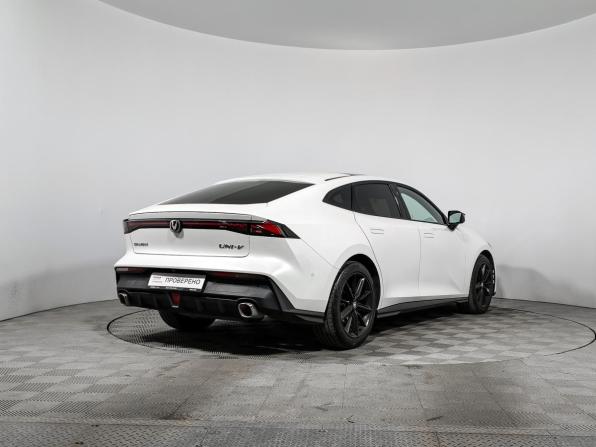 Changan UNI-V I с пробегом 2024 года, цена 2 150 000 рублей, 38500 км, лифтбек, Автокод Объявления