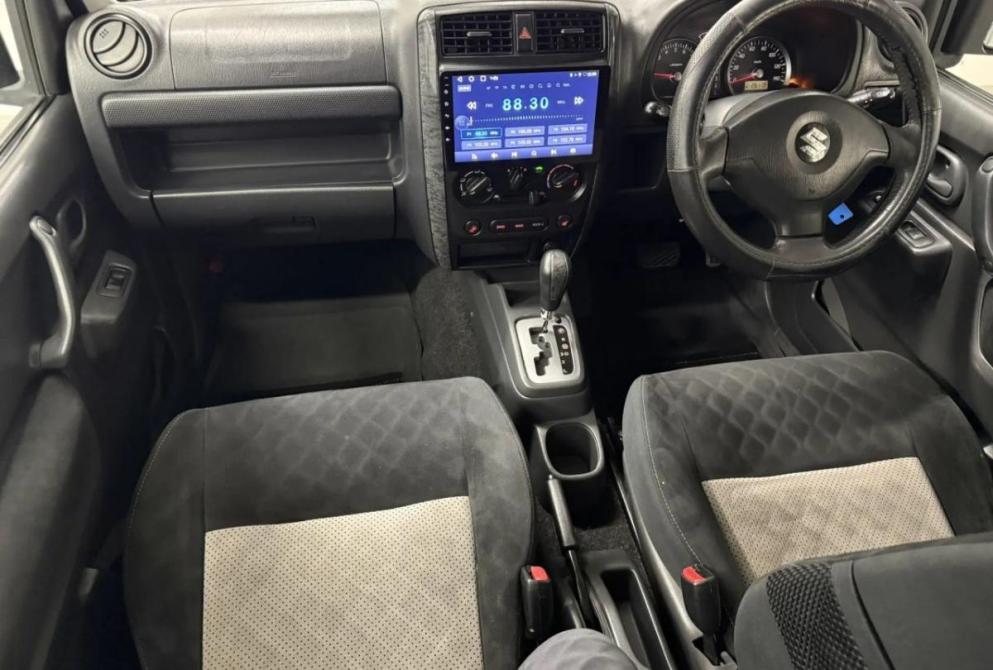 Suzuki Jimny III Рестайлинг 1 Астрахань  - изображение 16