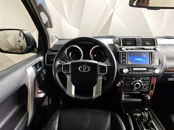 Toyota Land Cruiser Prado 150 Series Рестайлинг 1 с пробегом 2013 года, цена 3 497 000 рублей, 188675 км, внедорожник, Автокод Объявления