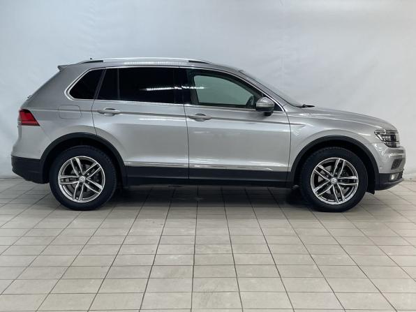 Volkswagen Tiguan II с пробегом 2018 года, цена 2 749 000 рублей, 51376 км, внедорожник, Автокод Объявления
