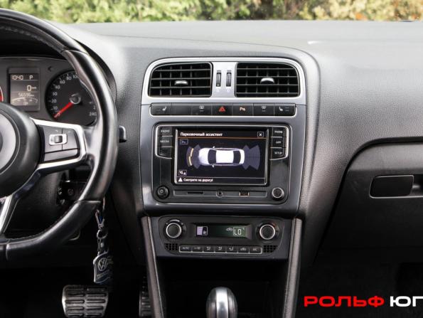 Volkswagen Polo V Рестайлинг с пробегом 2018 года, цена 1 298 000 рублей, 56586 км, седан, Автокод Объявления