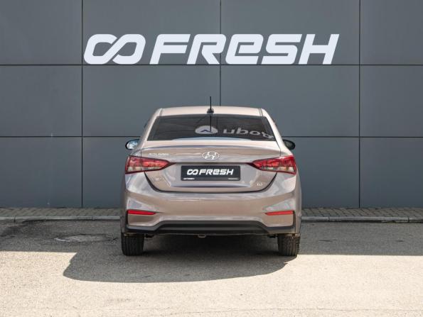 Hyundai Solaris II с пробегом 2018 года, цена 1 535 000 рублей, 91165 км, седан, Автокод Объявления