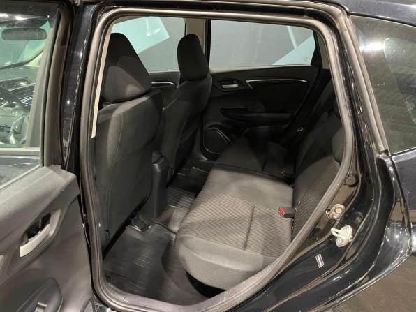 Honda Fit III Рестайлинг с пробегом 2019 года, цена 1 420 000 рублей, 72050 км, хэтчбек, Автокод Объявления