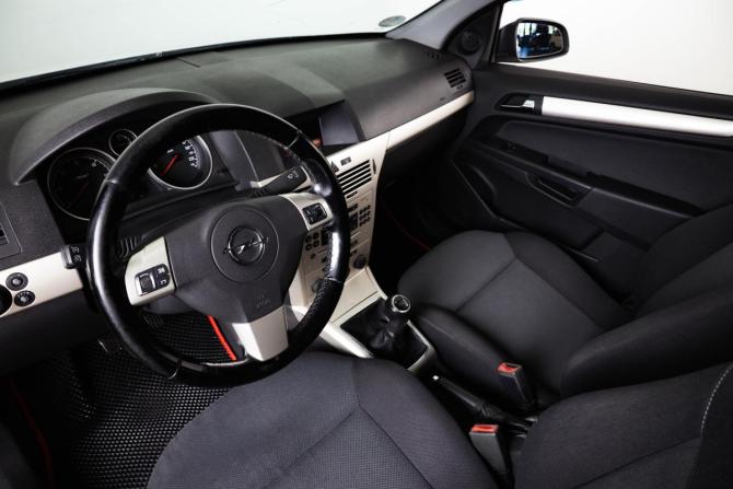 Opel Astra H с пробегом 2007 года, цена 649 000 рублей, 361049 км, универсал, Автокод Объявления