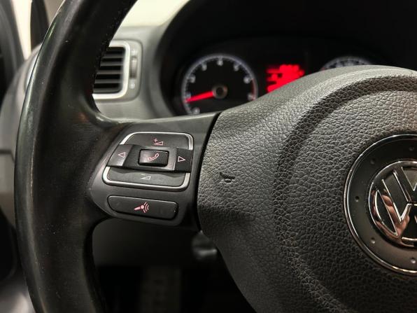 Volkswagen Polo V с пробегом 2013 года, цена 709 000 рублей, 171911 км, седан, Автокод Объявления