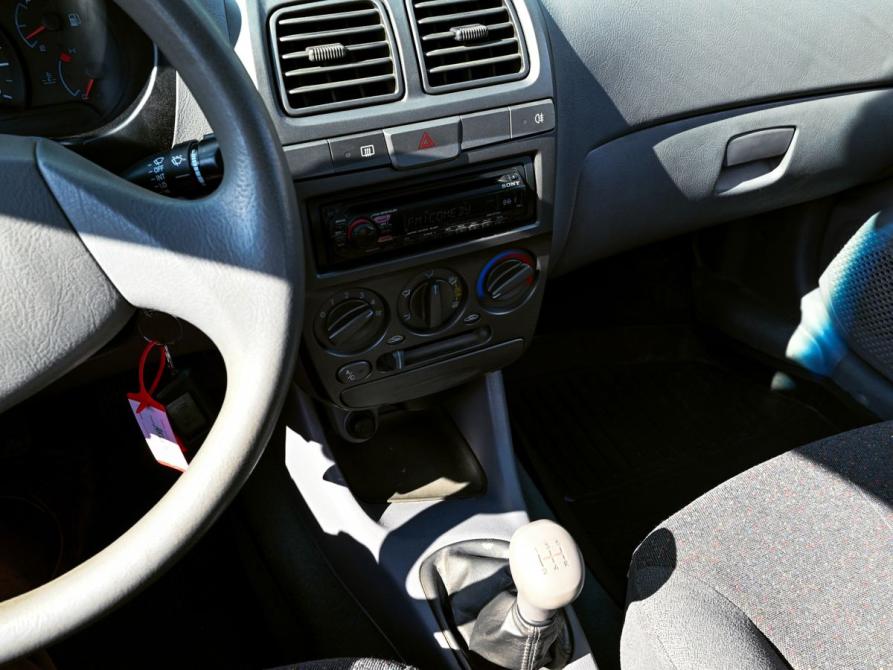 Hyundai Accent II Екатеринбург  - изображение 9