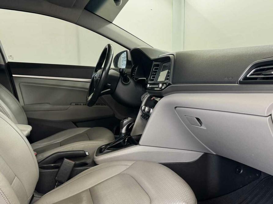 Hyundai Elantra VI (AD) Рестайлинг Москва  - изображение 13