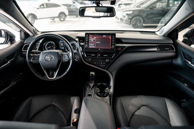 Toyota Camry VIII (XV70) Рестайлинг с пробегом 2021 года, цена 3 250 000 рублей, 61922 км, седан, Автокод Объявления