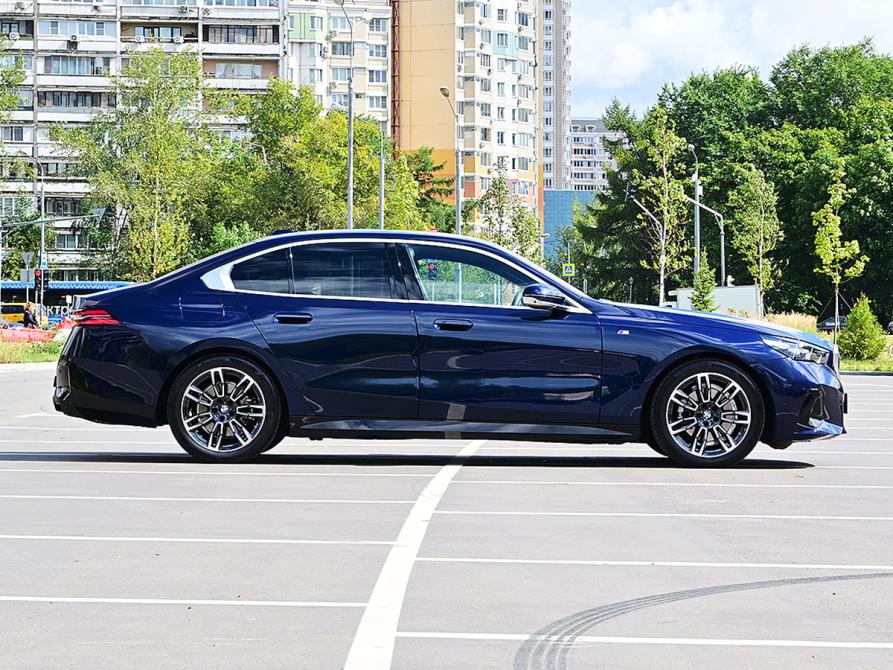 BMW 5 серии VIII (G60/G61/G68) Москва  - изображение 6