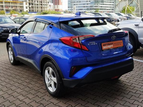 Toyota C-HR I с пробегом 2018 года, цена 2 500 000 рублей, 61000 км, внедорожник, Автокод Объявления