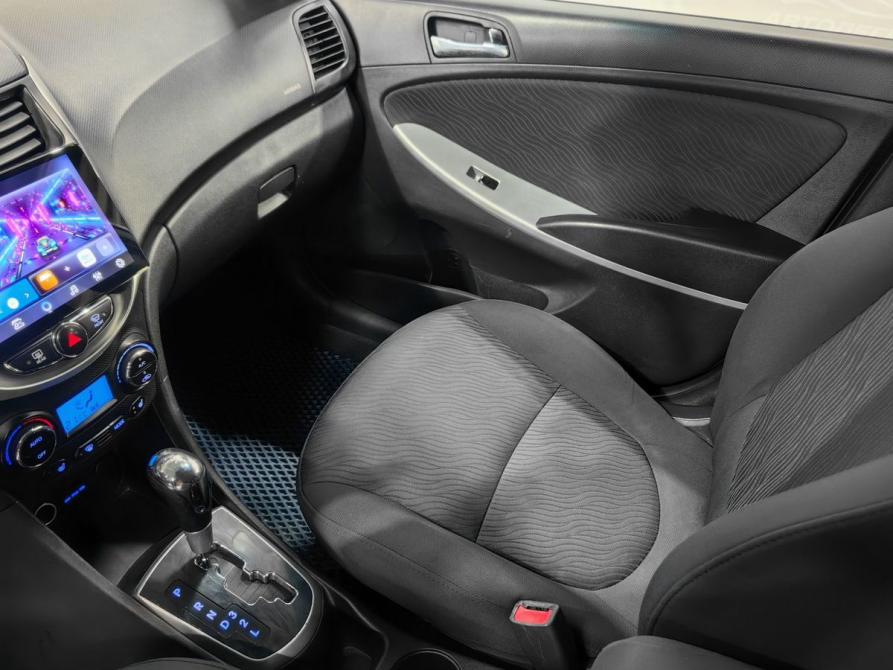 Hyundai Solaris I Новосибирск  - изображение 12