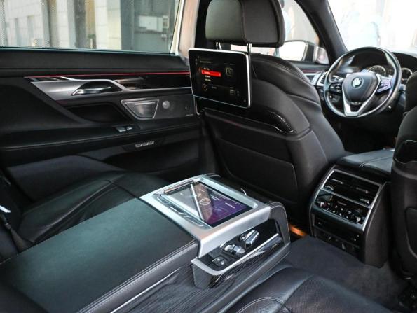 BMW 7 серии VI (G11/G12) с пробегом 2017 года, цена 3 349 000 рублей, 214737 км, седан, Автокод Объявления