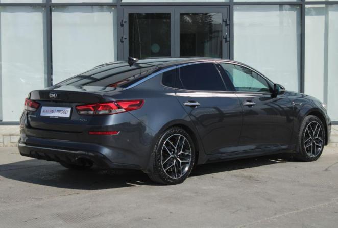 Kia Optima IV Рестайлинг с пробегом 2018 года, цена 2 050 000 рублей, 174764 км, седан, Автокод Объявления