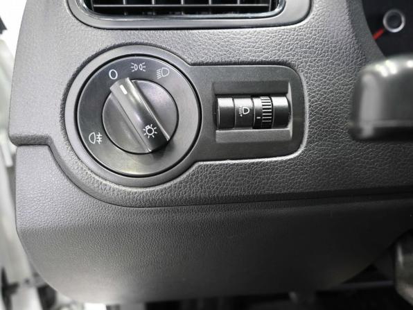 Volkswagen Polo V с пробегом 2013 года, цена 699 900 рублей, 243127 км, седан, Автокод Объявления