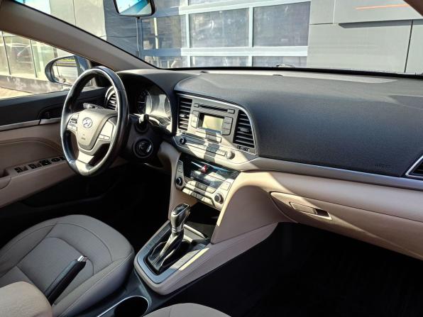 Hyundai Elantra VI (AD) с пробегом 2017 года, цена 1 449 000 рублей, 134000 км, седан, Автокод Объявления