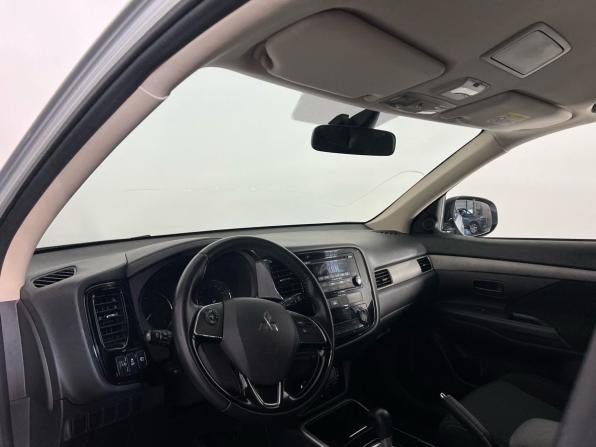 Mitsubishi Outlander III Рестайлинг 2 с пробегом 2017 года, цена 1 829 000 рублей, 144000 км, внедорожник, Автокод Объявления