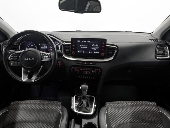 Kia Ceed III Рестайлинг с пробегом 2022 года, цена 2 300 000 рублей, 71000 км, универсал, Автокод Объявления