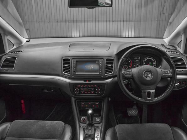 Volkswagen Sharan II с пробегом 2011 года, цена 1 225 000 рублей, 158487 км, минивэн, Автокод Объявления
