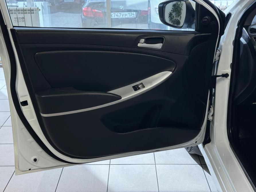 Hyundai Solaris I Рестайлинг Волгоград  - изображение 14