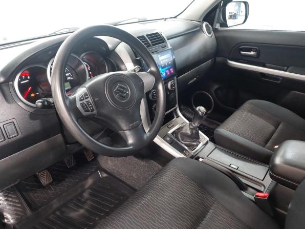 Suzuki Grand Vitara II Рестайлинг 2 с пробегом 2013 года, цена 1 320 000 рублей, 151000 км, внедорожник, Автокод Объявления