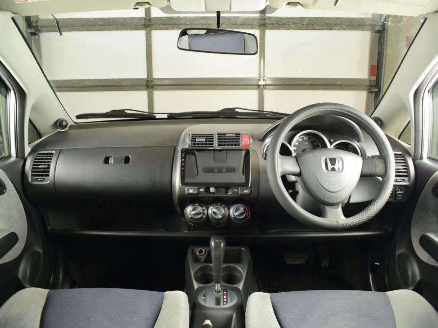 Honda Fit I Кемерово  - изображение 8