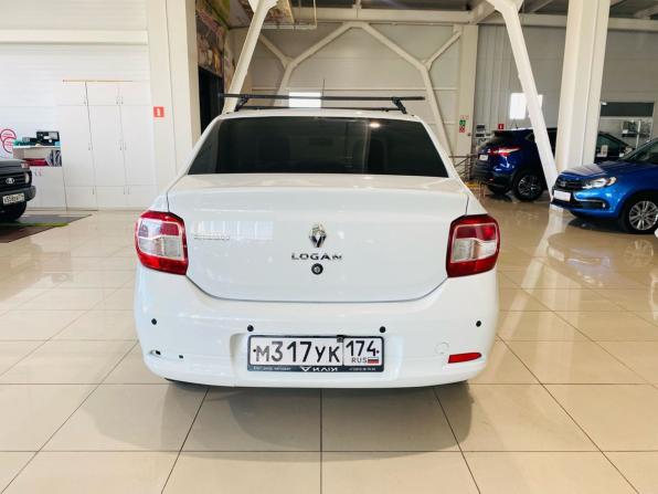 Renault Logan II с пробегом 2017 года, цена 700 000 рублей, 163000 км, седан, Автокод Объявления
