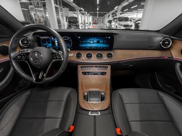 Mercedes-Benz E-Класс V (W213 S213 C238) Рестайлинг с пробегом 2021 года, цена 4 600 000 рублей, 30311 км, седан, Автокод Объявления