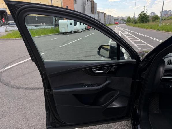 Audi Q7 II (4M) с пробегом 2019 года, цена 3 299 000 рублей, 330000 км, внедорожник, Автокод Объявления