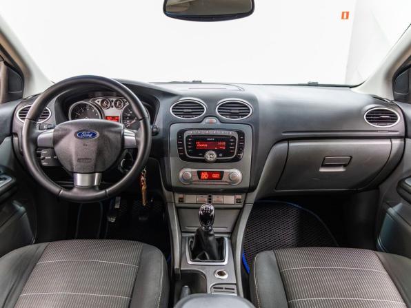 Ford Focus II Рестайлинг с пробегом 2009 года, цена 588 000 рублей, 222210 км, хэтчбек, Автокод Объявления