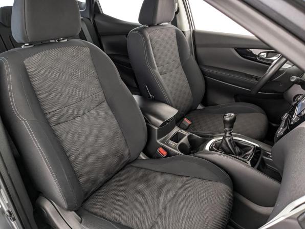 Nissan Qashqai II с пробегом 2015 года, цена 1 699 000 рублей, 76716 км, внедорожник, Автокод Объявления