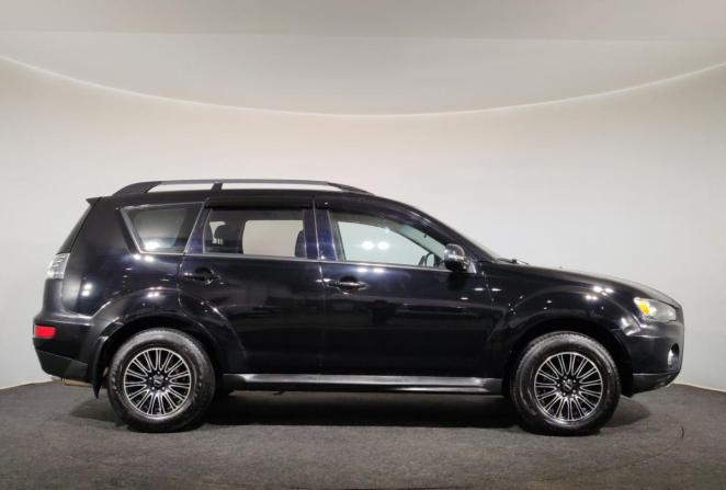 Mitsubishi Outlander II Рестайлинг с пробегом 2012 года, цена 900 000 рублей, 210599 км, внедорожник, Автокод Объявления