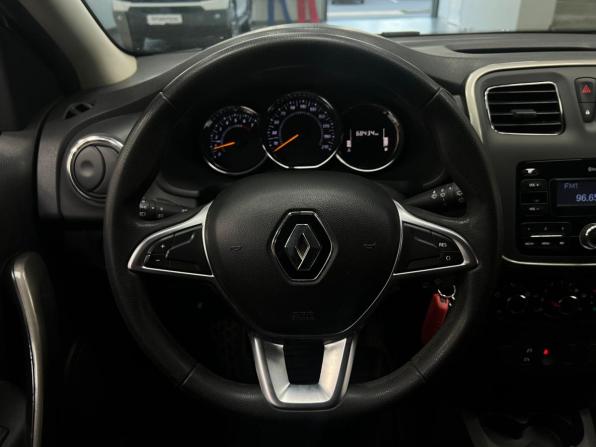 Renault Sandero II Рестайлинг с пробегом 2021 года, цена 1 200 000 рублей, 68417 км, хэтчбек, Автокод Объявления