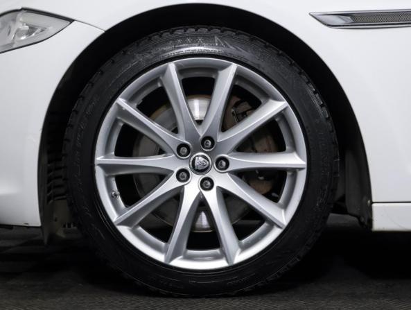 Jaguar XJ IV (X351) с пробегом 2012 года, цена 2 254 230 рублей, 186002 км, седан, Автокод Объявления