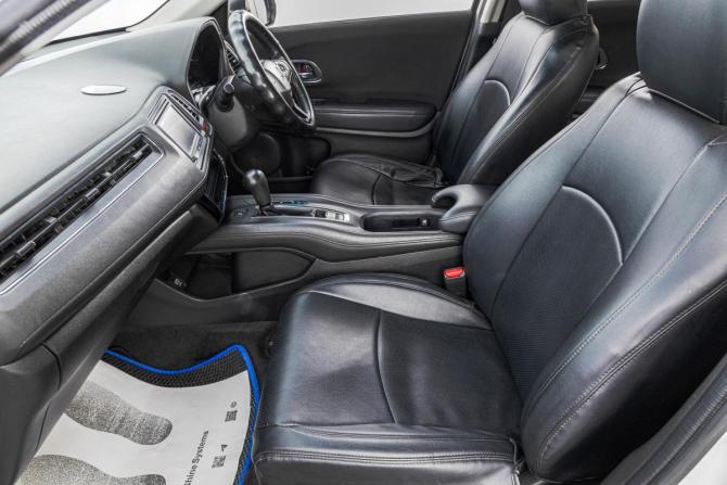 Honda Vezel I с пробегом 2014 года, цена 1 669 000 рублей, 155000 км, внедорожник, Автокод Объявления
