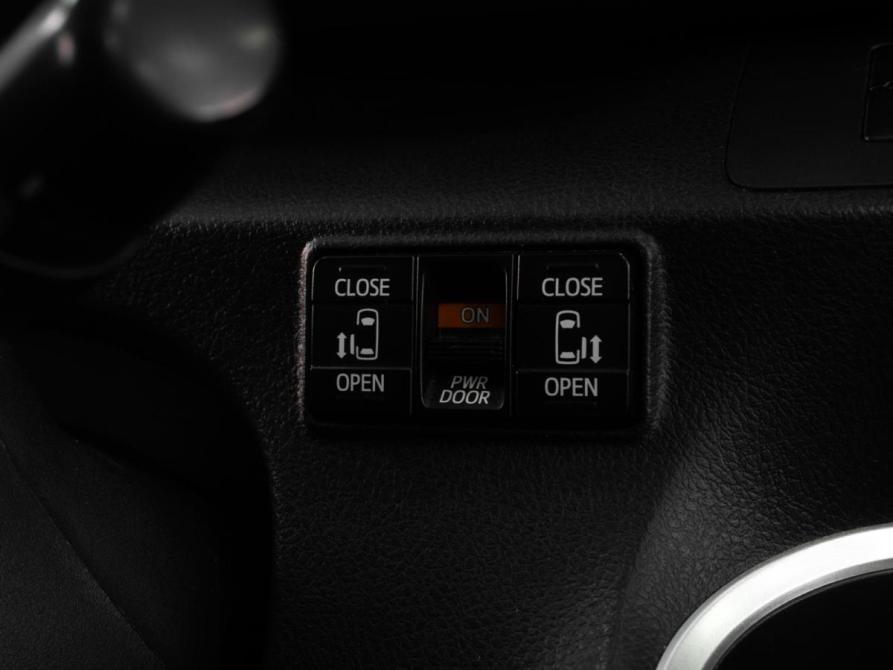 Toyota Sienta II Рестайлинг Тюмень  - изображение 19