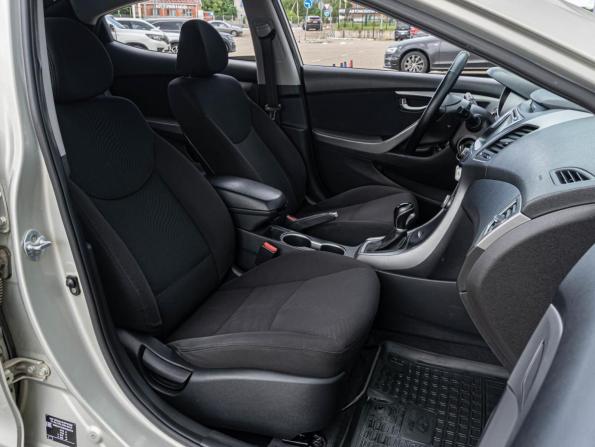 Hyundai Elantra VI (AD) с пробегом 2015 года, цена 1 260 000 рублей, 160200 км, седан, Автокод Объявления