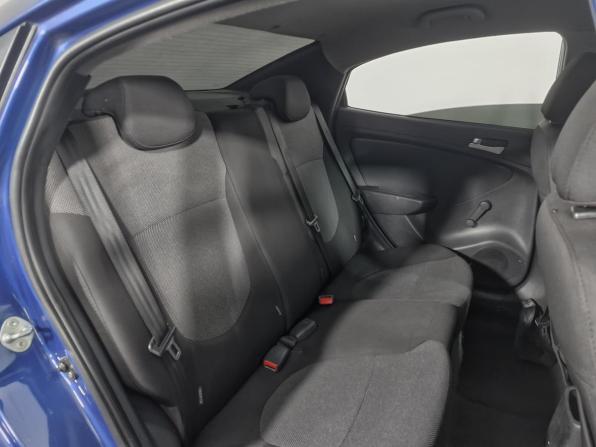 Hyundai Solaris I с пробегом 2013 года, цена 639 000 рублей, 260711 км, седан, Автокод Объявления