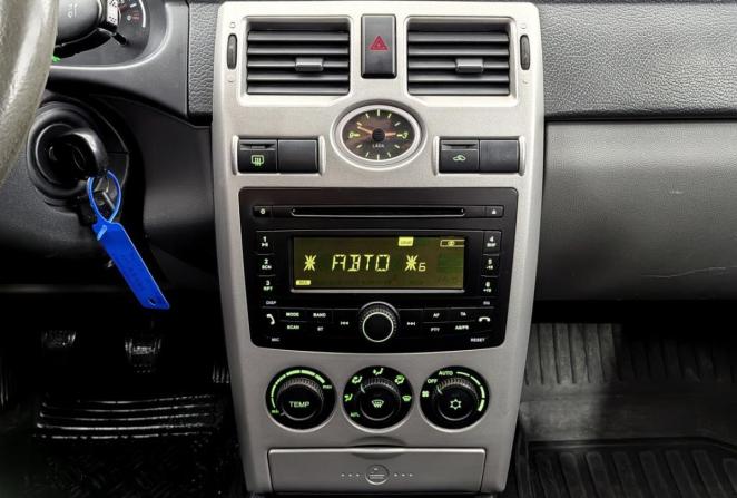 Lada (ВАЗ) Priora I с пробегом 2011 года, цена 450 000 рублей, 131000 км, универсал, Автокод Объявления
