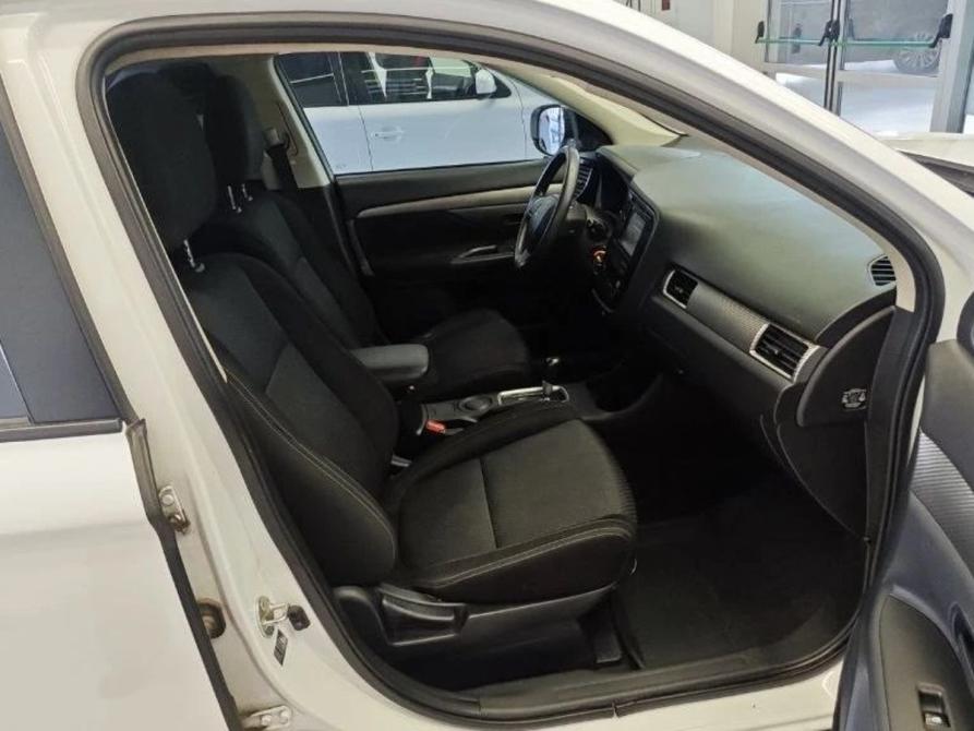 Mitsubishi Outlander III Рестайлинг 2 Челябинск  - изображение 14