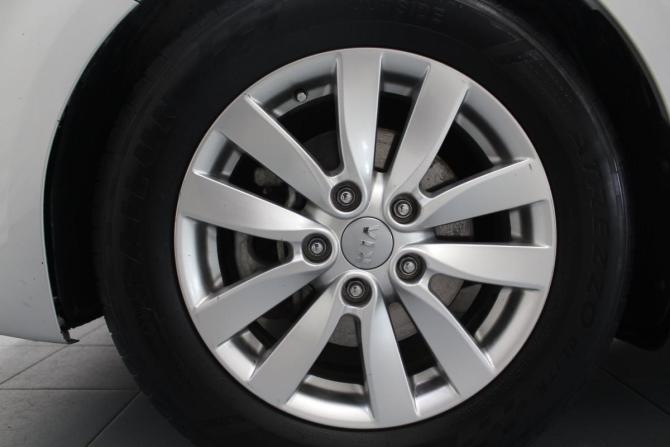 Kia Cerato III Рестайлинг (Classic) с пробегом 2017 года, цена 1 389 000 рублей, 127114 км, седан, Автокод Объявления