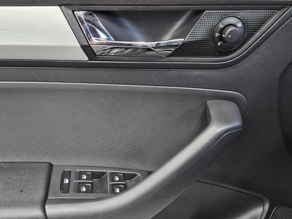 Skoda Rapid I Рестайлинг с пробегом 2019 года, цена 1 179 000 рублей, 147458 км, лифтбек, Автокод Объявления