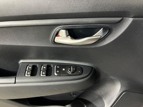 Kia Rio IV с пробегом 2019 года, цена 1 357 000 рублей, 119000 км, седан, Автокод Объявления