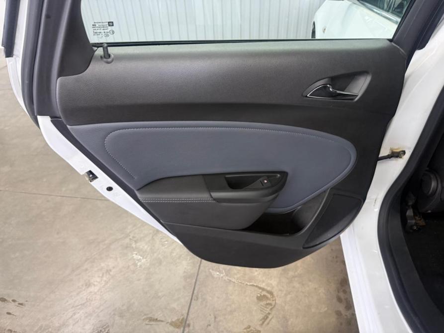Opel Astra J Рестайлинг Краснодар  - изображение 16